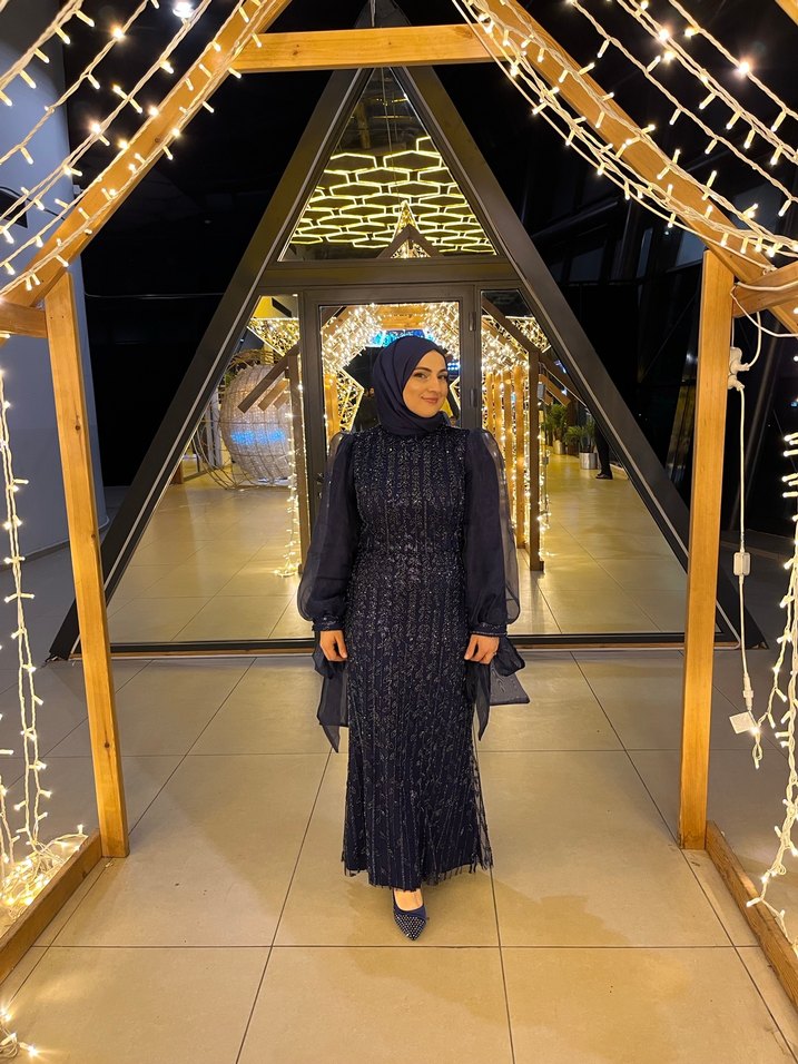 Boncuk İşlemeli Siyah Uzun Abiye Elbise - Görsel 4