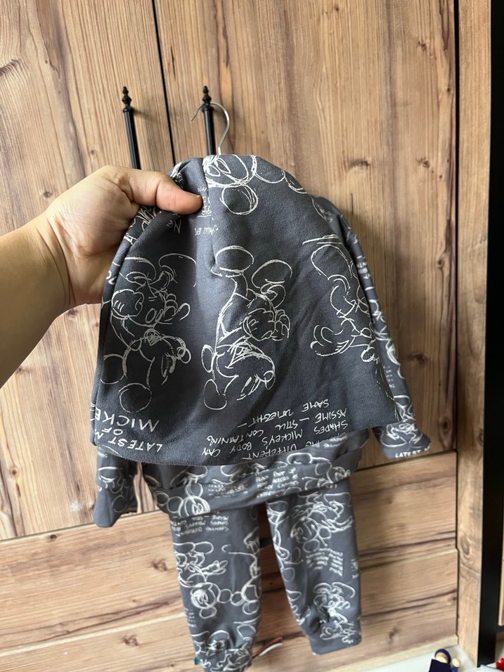 Kapüşonlu Gri Erkek Çocuk Baskılı Eşofman Takımı - Görsel 2