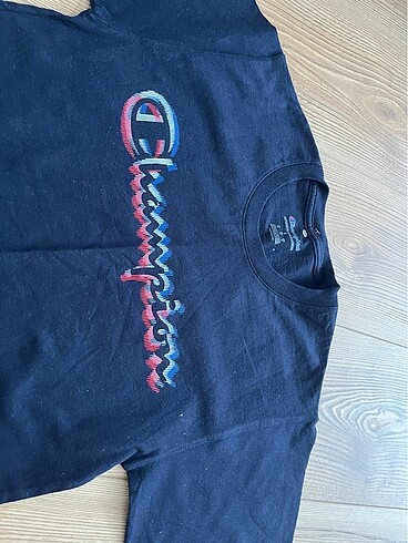 champion tshirt