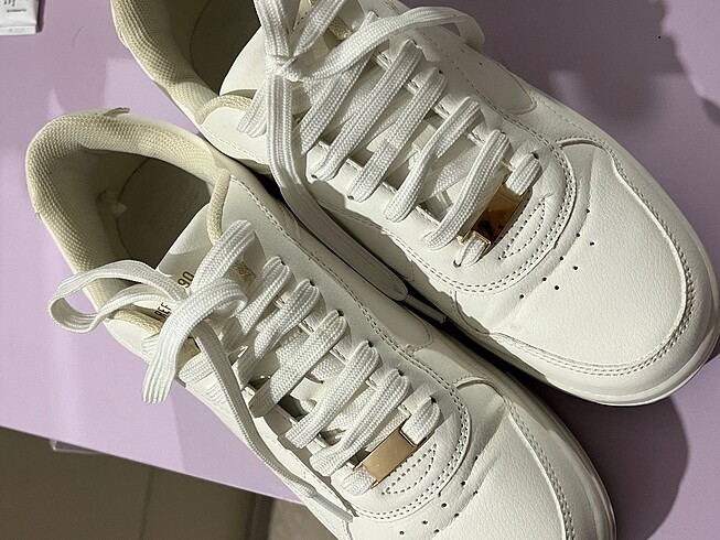39 Beden BERSHKA SPOR AYAKKABI
