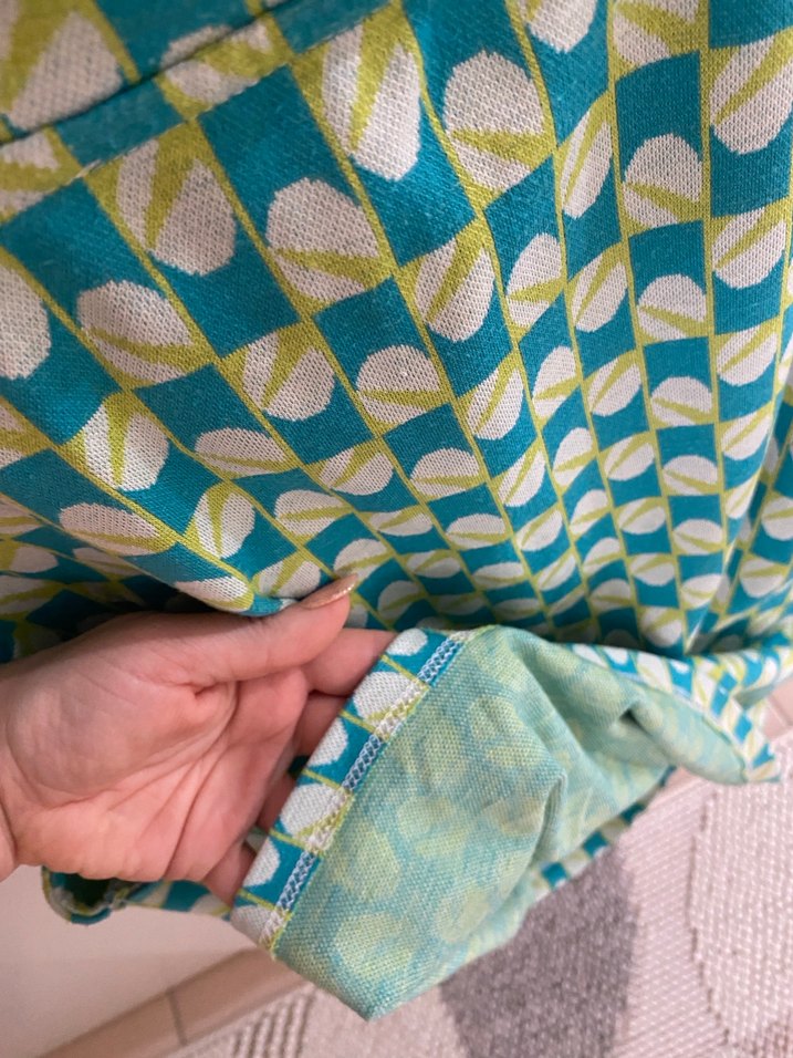 Turkuaz-Yeşil Desenli  Bluz - Görsel 5