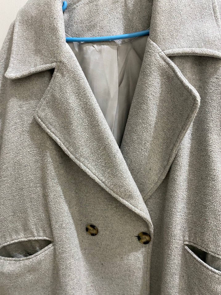 Gri Kadın Kaban - Görsel 4