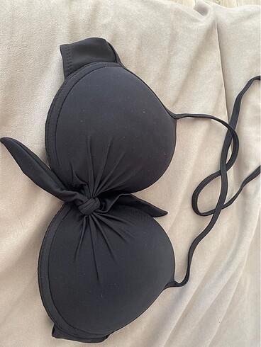 Bikini üst