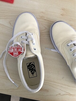 37,5 Beden Bej vans ayakkabı