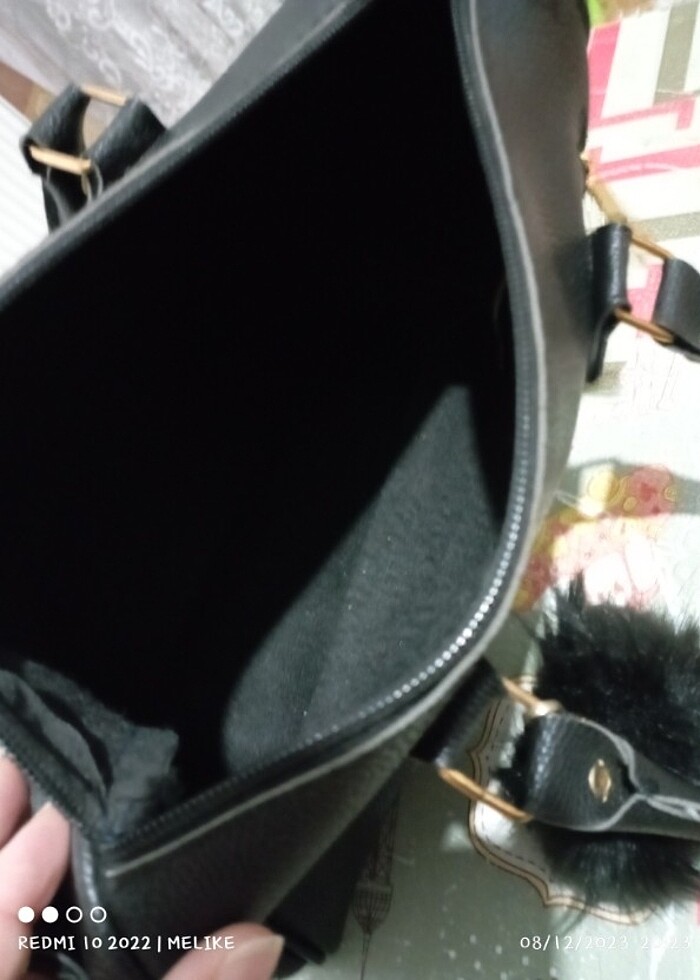 siyah çanta - Görsel 3