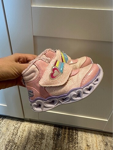 24 Beden Skechers kız çocuk spor ayakkabı