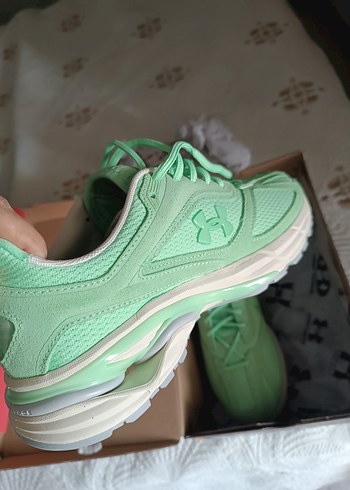 40,5 Beden Under Armour Yeşil Spor Kadın Sneaker