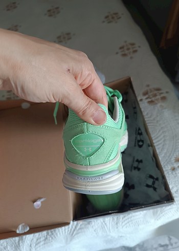 Under Armour Yeşil Spor Kadın Sneaker - Görsel 4