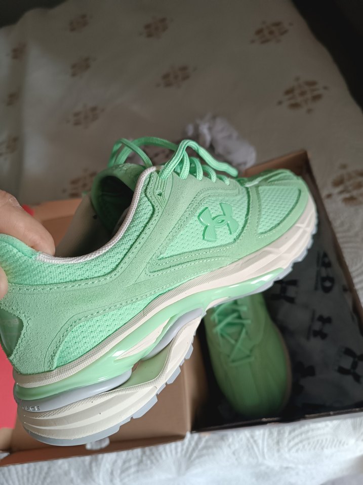 Under Armour Yeşil Spor Kadın Sneaker - Görsel 3