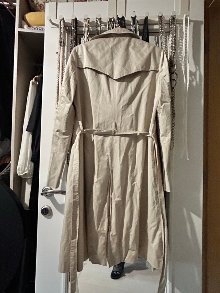 Bej Kemerli Uzun Kadın Trençkot - Görsel 5