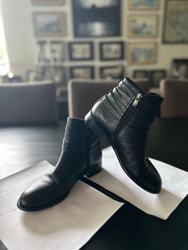 Elle gerçek deri Tokalı Siyah Deri Kadın Bot - Görsel 4