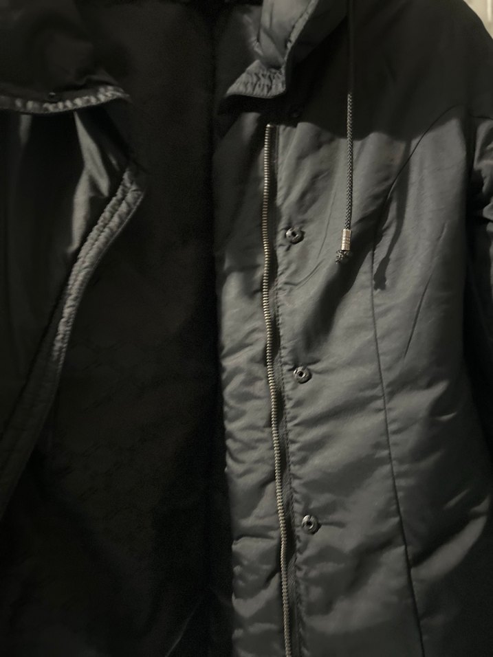 Mango Siyah Fermuarlı Yüksek Yakalı Kadın Ceketi - Görsel 3