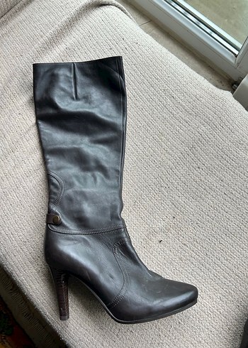 Kahverengi gerçek  Deri Topuklu Diz Boyu Kadın Çizme - Görsel 3