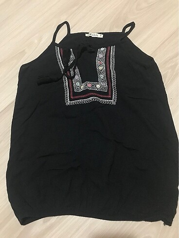 LC Waikiki Siyah askılı xs beden altı lastikli