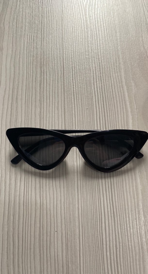 Pembe Kedi Gözü Gözlük - Görsel 2