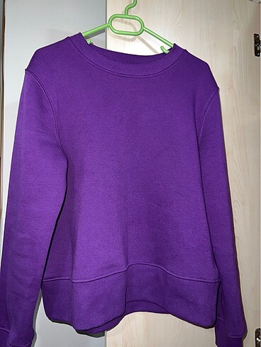 Zara sweatshirt