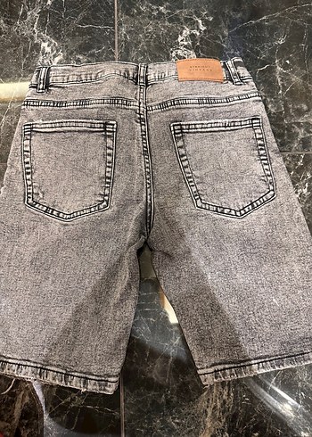 Zara erkek çocuk jean şort. - Görsel 3