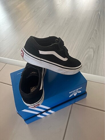 Vans 30