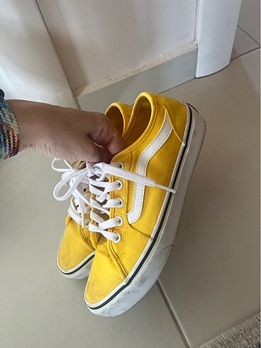 37 Beden Vans 37 no