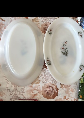 Diğer Vintage Beyaz Çiçekli Yemek Tabağı