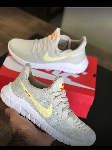 Spor ayakkabı