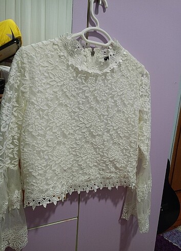 Beyaz dantelli bluz - Görsel 5