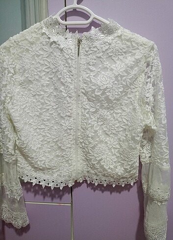 Beyaz dantelli bluz - Görsel 6