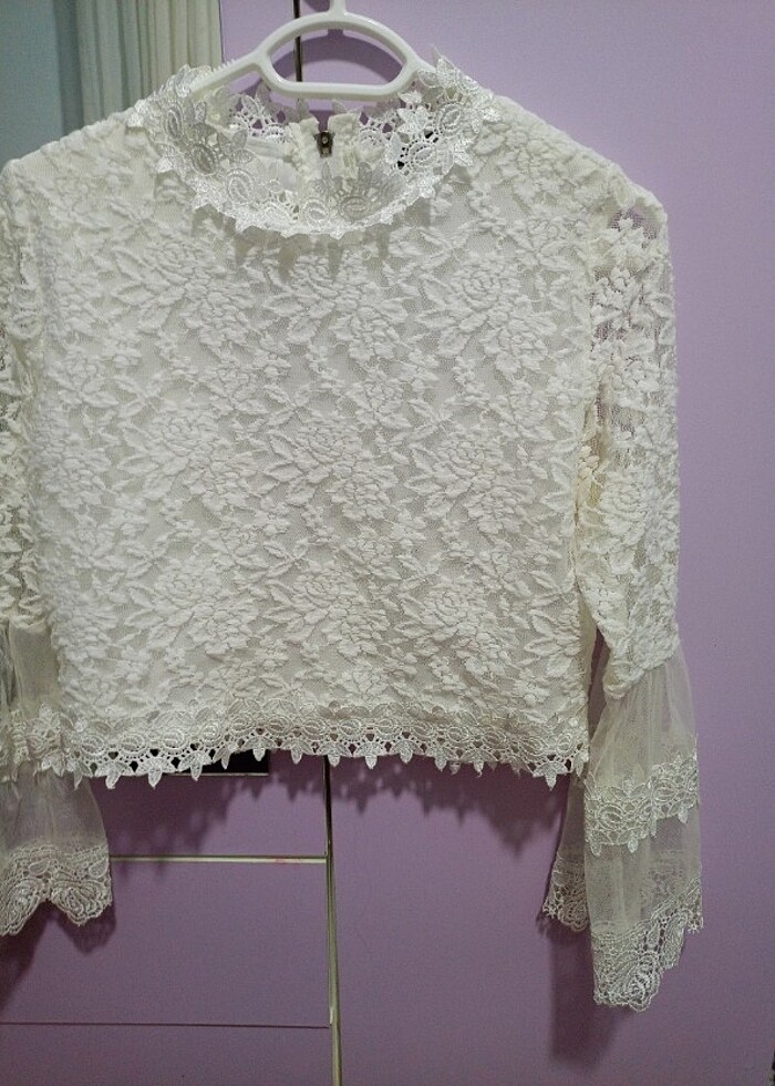 Beyaz dantelli bluz - Görsel 3