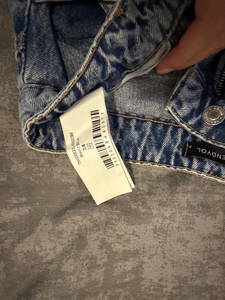 Düğmeli Loose Fit Midi Kadın Kot Pantolon - Görsel 2