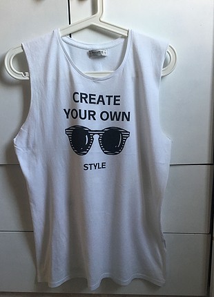 Pull and Bear sıfır kol tshirt