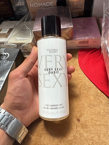 Victoria?s Secret Very Sexy Oasis