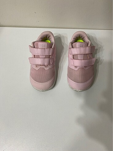 Nike kız çocuk ayakkabısı