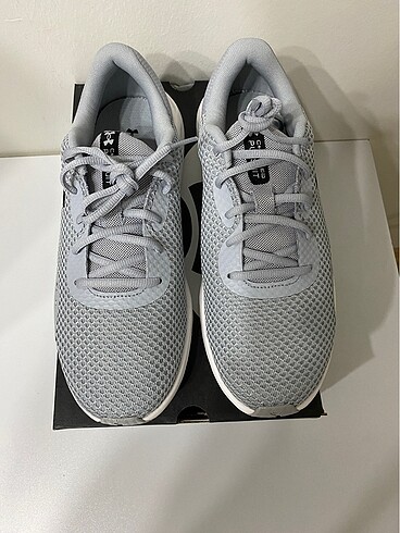 43 Beden Under armour orjınal iç ölçü 27.5 cm