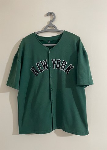 Düğmeli Yeşil Erkek Kısa Kollu Jersey