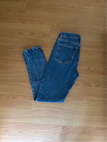 Bershka mom jean