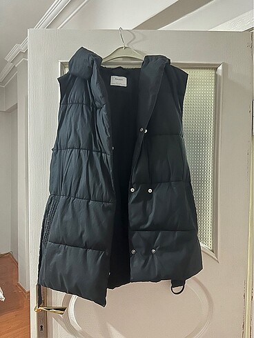 Bershka şişme yelek mont