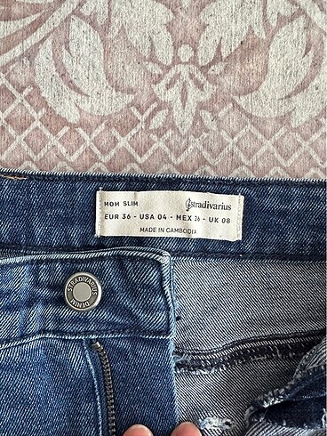 Stradivarius Stradivarius Slim mom