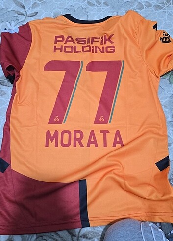 11-12 Yaş Beden çeşitli Renk Sarı kırmızı taraftar cimbom Galatasaray şortlu takım