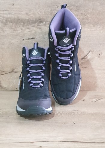 Columbia - Görsel 2