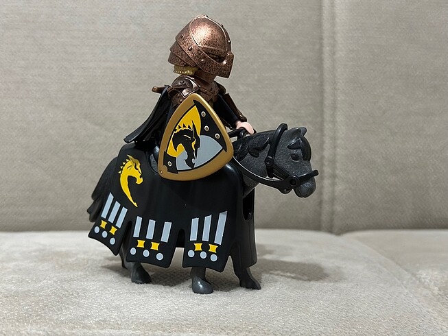 PLAYMOBİL ŞOVALYE FİGÜRÜ