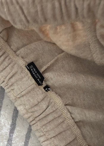 m Beden ten rengi Renk Zara Bej Rahat Kesim Kadın Pantolon eşofman