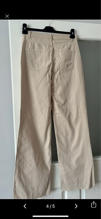 l Beden ten rengi Renk Bej yırtık pantolon denim