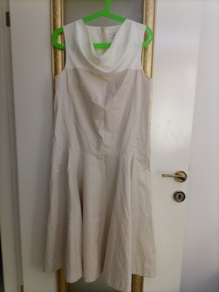 İPEKYOL Kolsuz Toprak Kloş Elbise - Görsel 2