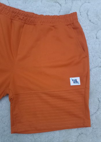 Turuncu Rahat Kesim Şort - Görsel 3