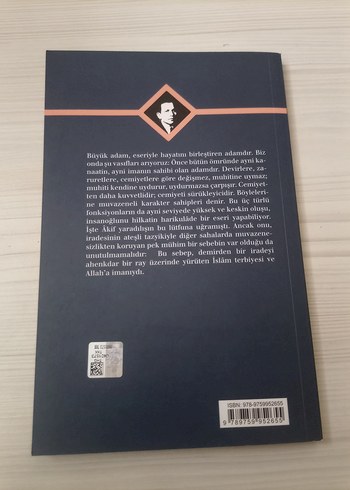 Beden Renk Mehmet Akif - Nurettin Topçu