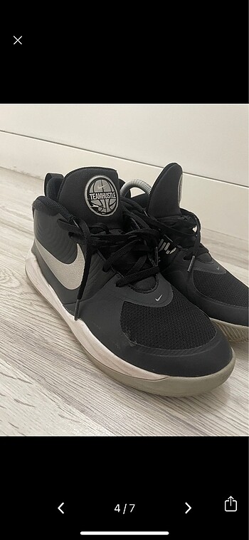 38 Beden siyah Renk Nike team hustle spor ayakkabı