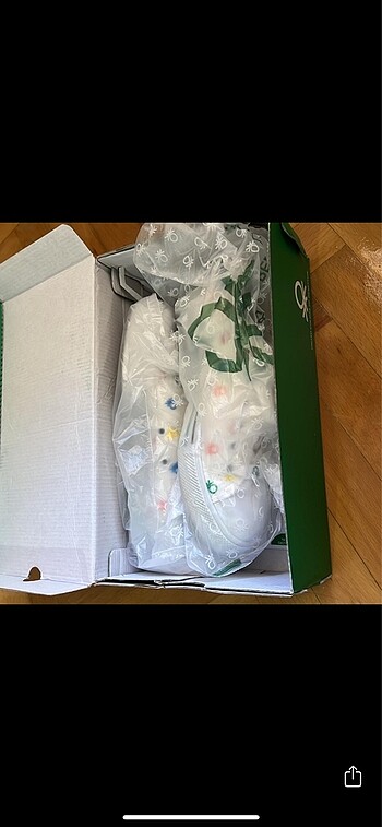 Benetton Converse