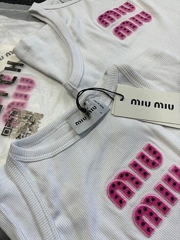 miu miu body