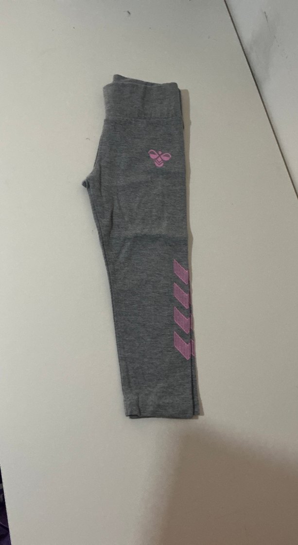 Hummel Kız Çocuk Gri Dar Kesim Eşofman Altı - Görsel 2