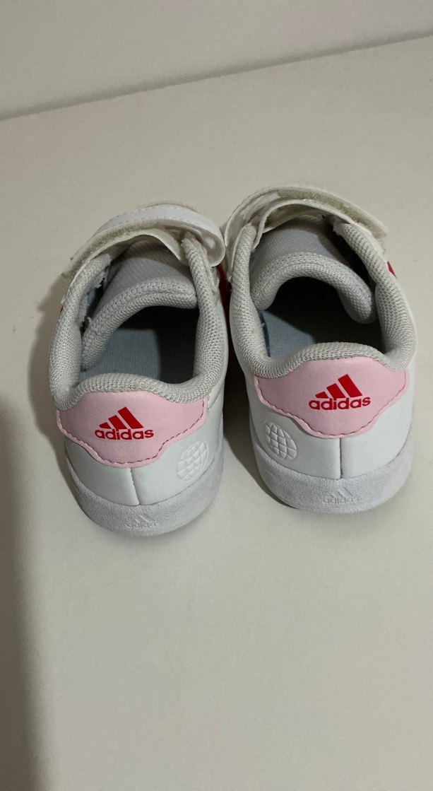 Adidas Kız Çocuk Beyaz Cırt Cırtlı Spor Ayakkabı - Görsel 3